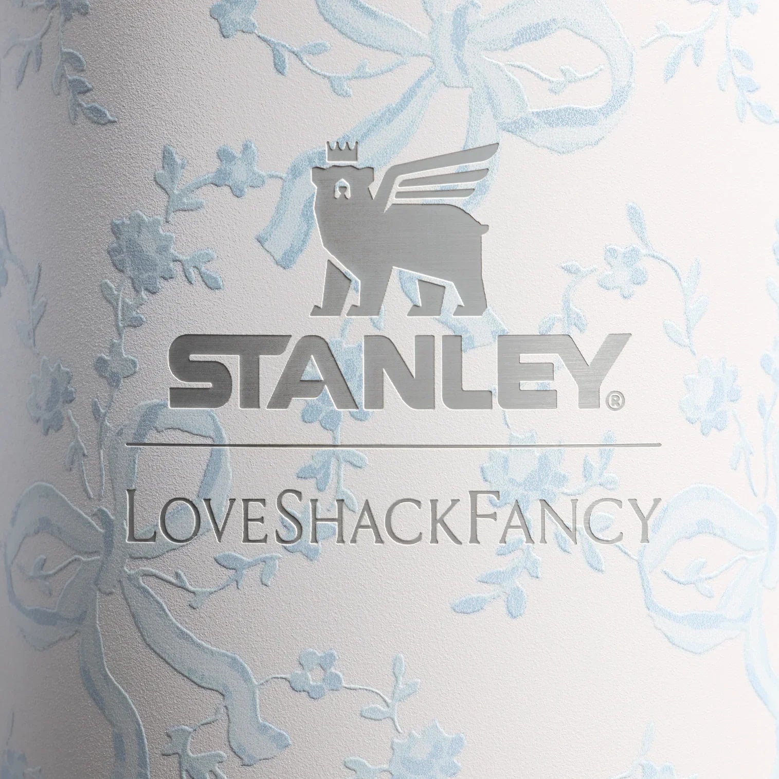 Stanley x LoveShackFancy Holiday Quencher® H2.0 FlowState™ Tumbler | 40 OZ - Coquette Bow Winter Ice - Image 5